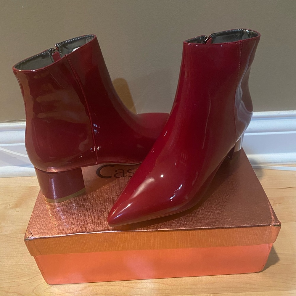 Castamere Red Booties